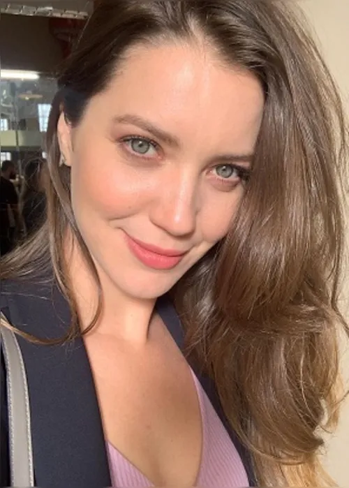 Imagem ilustrativa da imagem Nathalia Dill registra boletim de ocorrência após sofrer tentativa de golpe por hackers