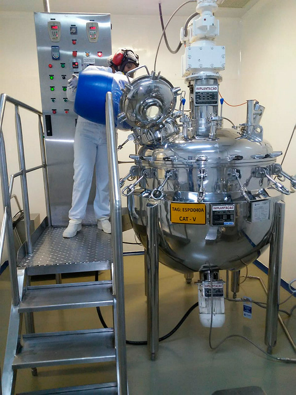 Produção na Aspen Pharma (Foto: Aspen Pharma)