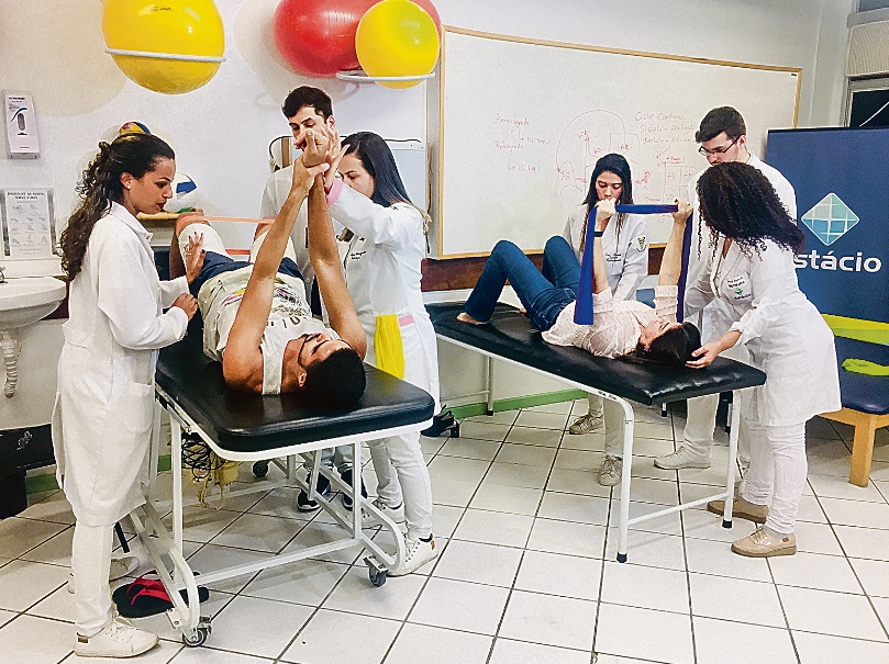 A Estácio tem como meta para 2020 oferecer cursos na área de saúde, como Fisioterapia e também Odontologia (Foto: Divulgação/Estácio)