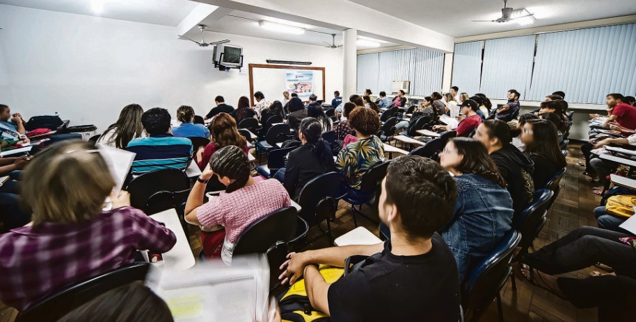 Preparação para concursos é focada nas exigências dos editais divulgados pelas prefeituras e pelo Estado (Foto: Faculdade Saberes)