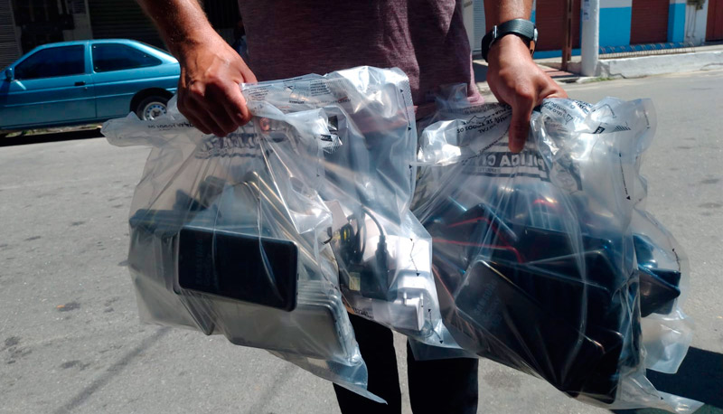 Material roubado pelos adolescentes foi recolhido (Foto: Divulgação / PCES)