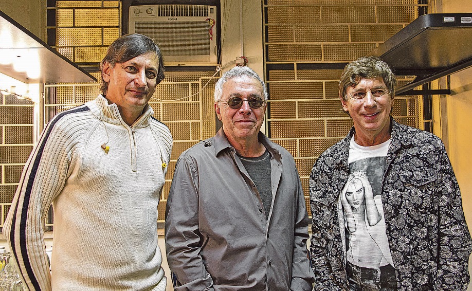 Cláudio Venturini: “O grande barato dos Beatles é a mistura de vozes. Cada um toca um instrumento, mas existe a união dos vocais. E essa harmonização vocal é difícil, tem que estudar” (Foto: Divulgação)