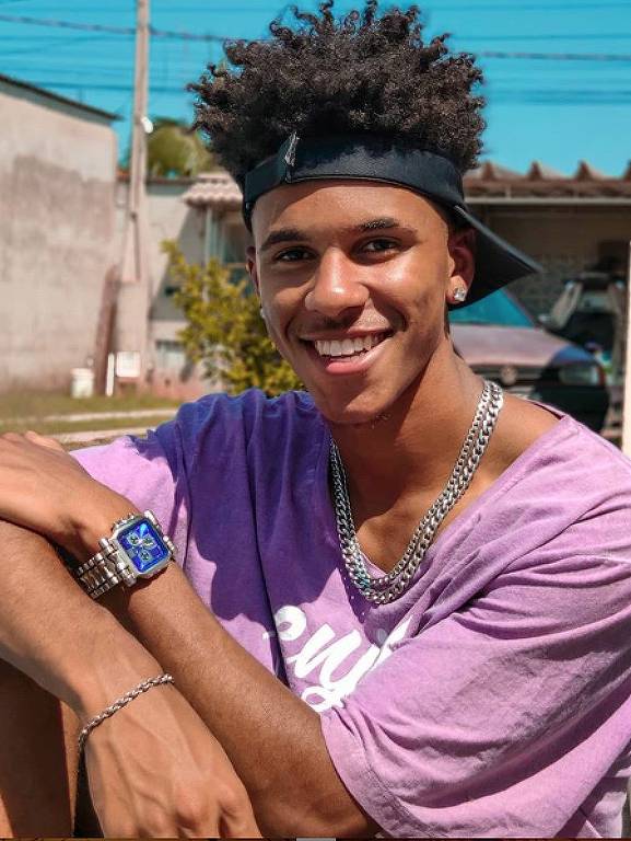Imagens do jovem Gabriel Souza caíram em um grupo de Whatsapp de Jundiá; ele foi acusado de