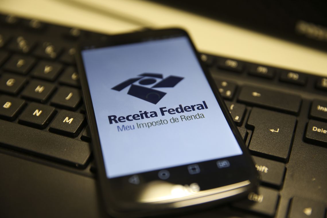 A consulta para saber se a declaração foi liberada poderá ser feita acessando a página da Receita na internet (Foto: Marcello Casal Jr/Agência Brasil)