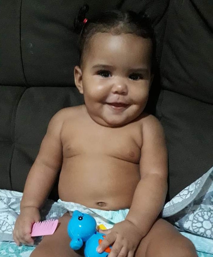 Isabela, que tinha 1 anos e 3 meses, se afogou na piscina de uma residência em Morada da Barra, Vila Velha. (Foto: Acervo Pessoal)
