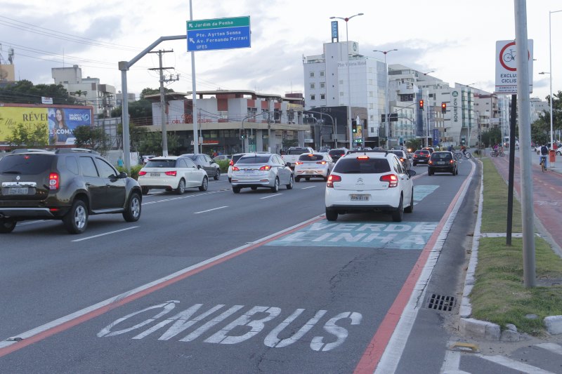 A Linha Verde em Camburi, começou a funcionar em março de 2018 e, desde o início causou muita polêmica (Foto: Leone Iglesias/AT)