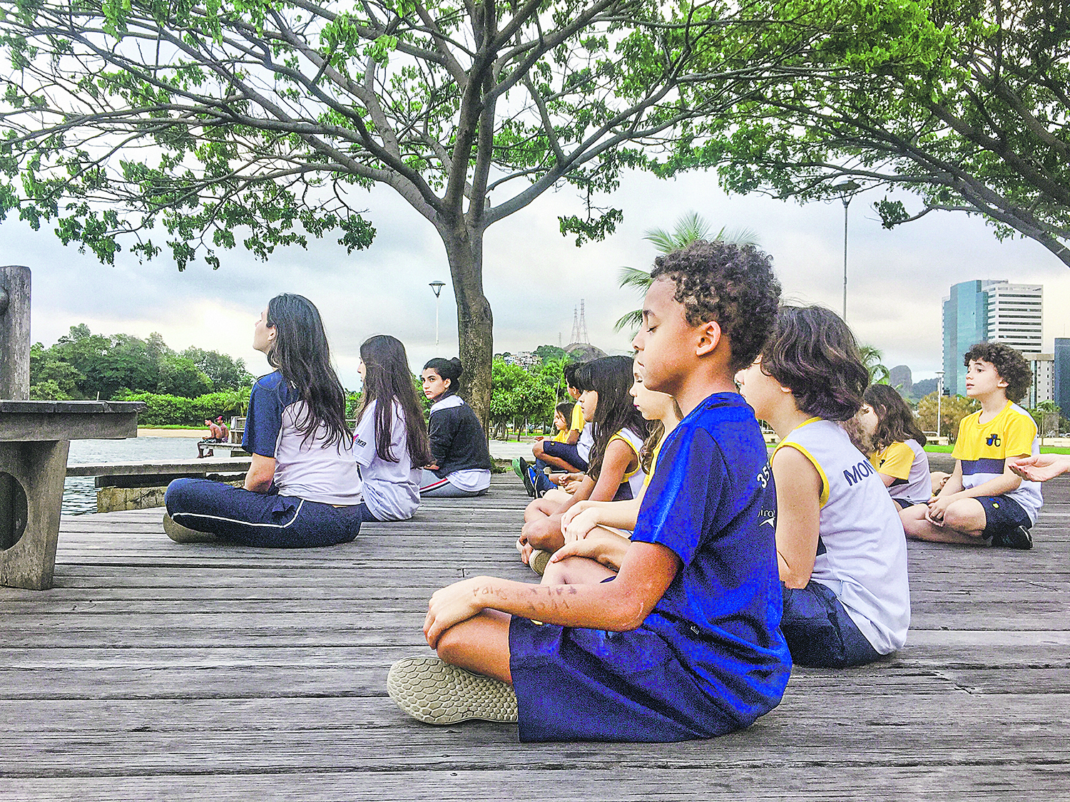 A Monteiro também oferece aulas fora de sala, em que os alunos podem explorar a cidade e ter um aprendizado ainda mais completo (Foto: Divulgação/ Escola Monteiro)