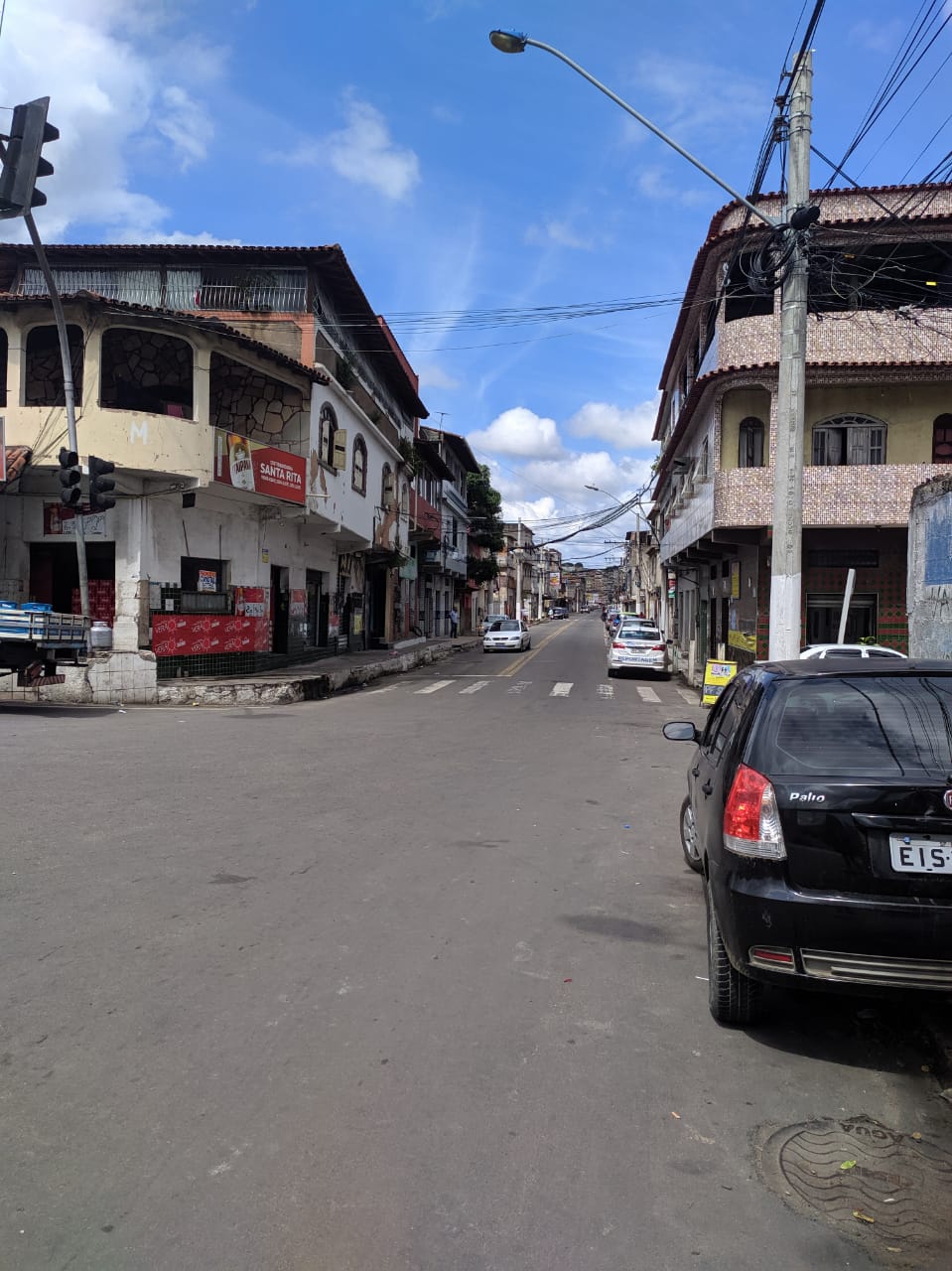 Duas mulheres foram baleadas no bairro Santa Rita, em Vila Velha (Foto: Júlia Afonso)