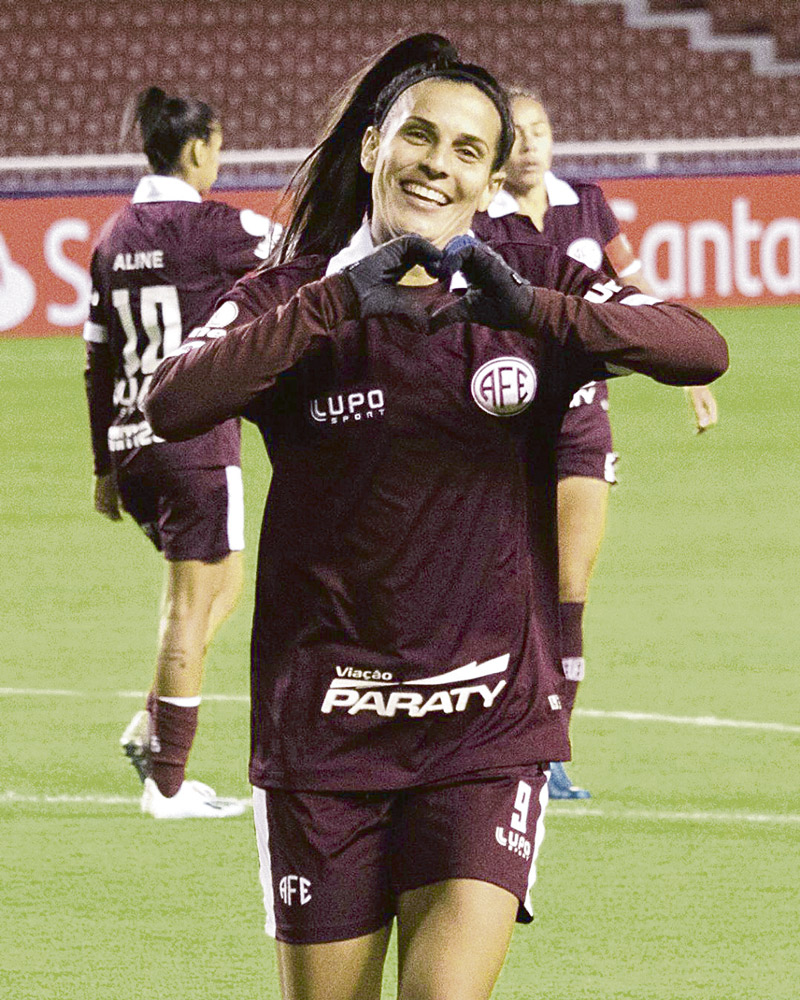 Nathane comemorou nove gols (Foto: AFE Oficial/Instagram)