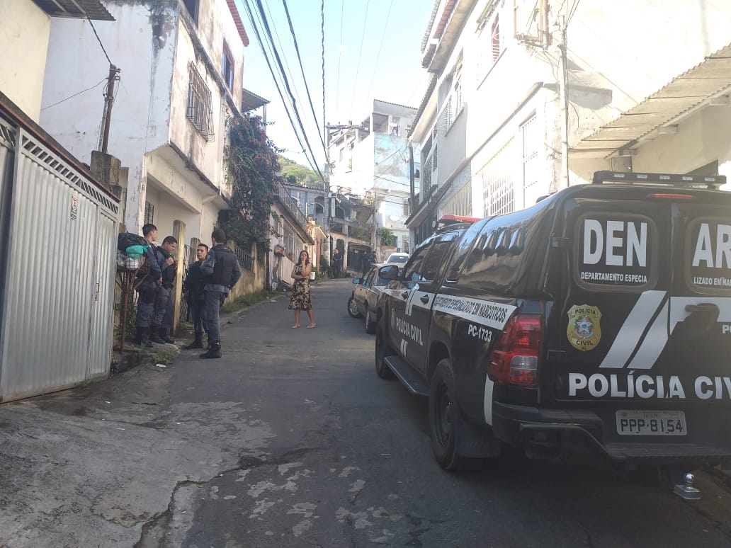 Polícia realiza operação no Bairro da Penha na manhã desta quarta-feira (2). (Foto: Simony Giuberti)