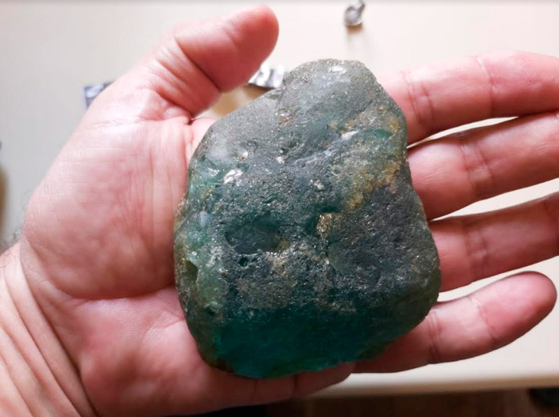 Pedra, avaliada em R$ 300 mil, foi recuperada (Foto: Divulgação / PCES)