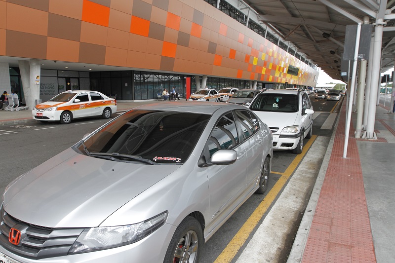 Operação prendeu seis pessoas no Aeroporto de Vitória (Foto: Fábio Nunes/ AT/ 04/10/2019)