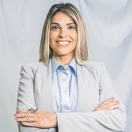 Surama Freitas, de 49 anos. Candidata à reitoria da Ufes (Foto: Divulgação)