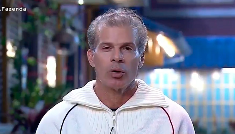 Túlio é conhecido por conta de sua carreira como jogador de futebol (Foto: Reprodução / TV Record)