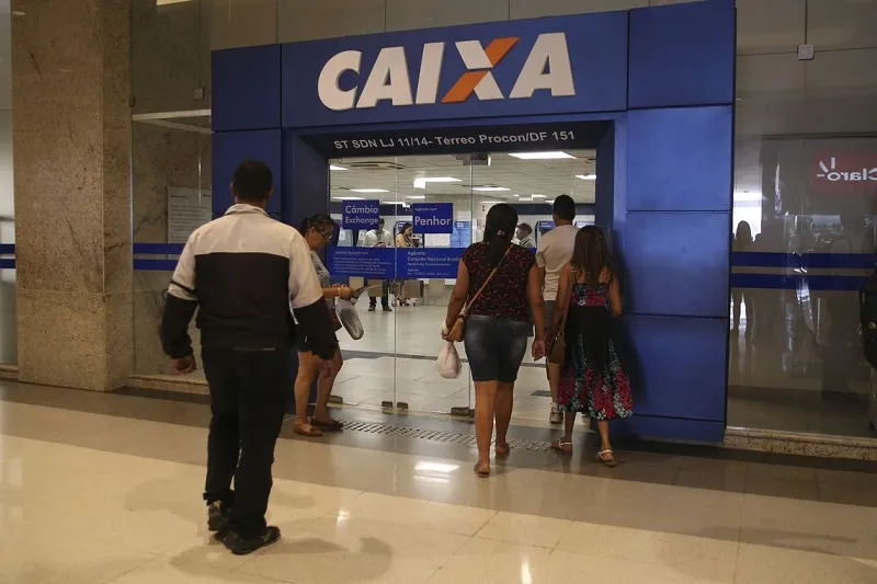 Imagem ilustrativa da imagem Caixa inicia na quinta pagamento do PIS para nascidos em março e abril