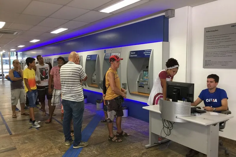 Imagem ilustrativa da imagem Caixa começa a pagar nesta terça o décimo terceiro do Bolsa Família