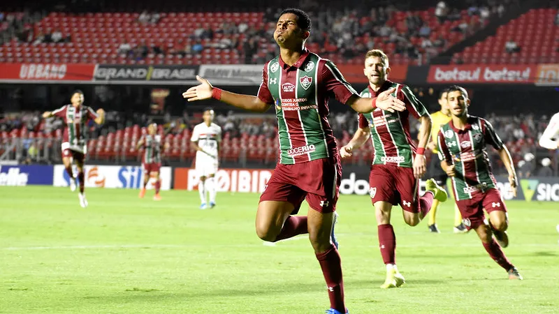 Imagem ilustrativa da imagem Fluminense paga três meses de salários atrasados e fica em dia com elenco