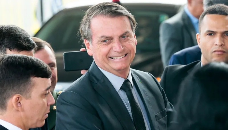 Imagem ilustrativa da imagem Bolsonaro lidera intenção de voto para 2022, diz pesquisa