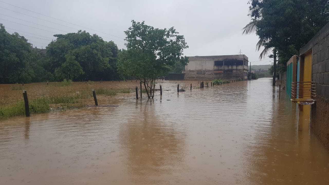 Alagamento em Nova Bethânia, Viana (Foto: Ygor Cássio)