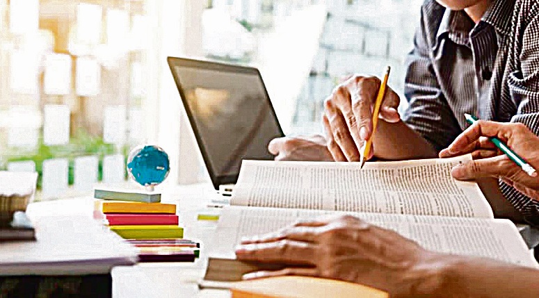 Dos 3,4  milhões de estudantes que ingressaram em cursos de graduação em 2018, 40% (1,4 milhão) optaram pelo ensino a distância (Foto: Divulgação)