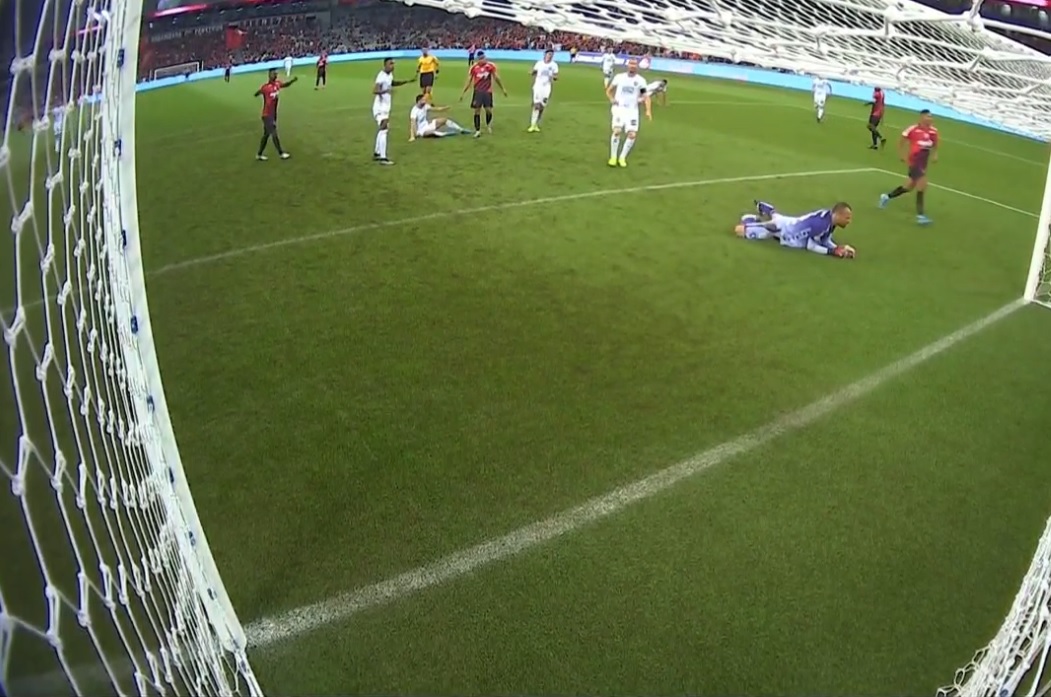 O único gol da partida foi marcado por Tonny Anderson (Foto: Reprodução/ SporTV/ Premiere)