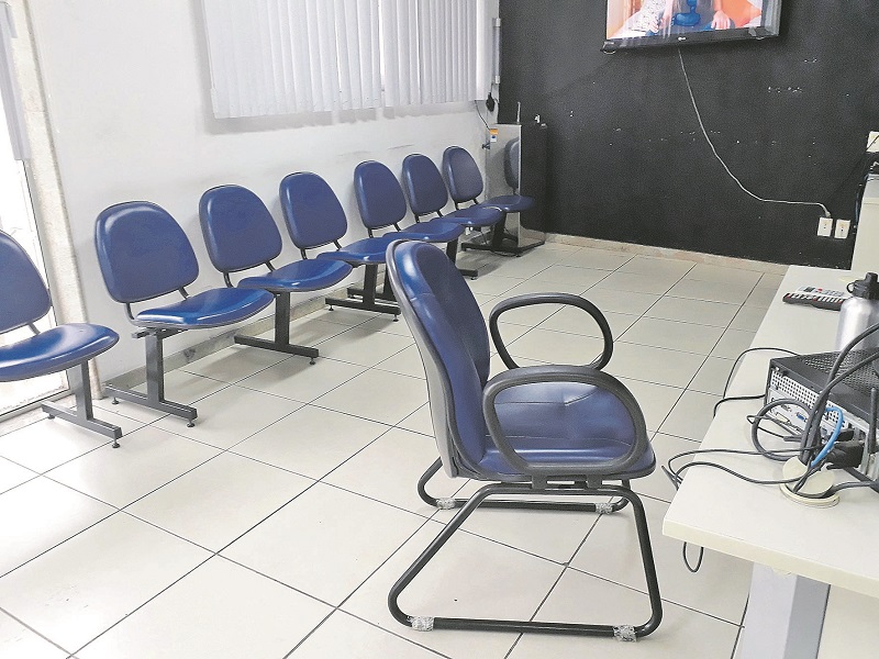 Movimento nas delegacias está fraco porque vítimas têm dificuldades de sair de casa para registrar ocorrências (Foto: Simony Giuberti)