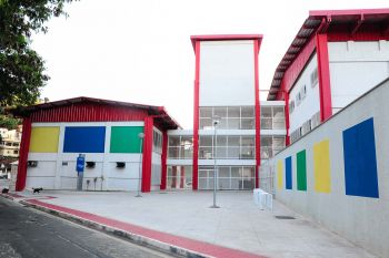 Pais ou responsáveis devem se dirigir aos Centros Municipais de Educação Infantil para efetuar as matrículas (Foto: Elizabeth Nader / PMV)
