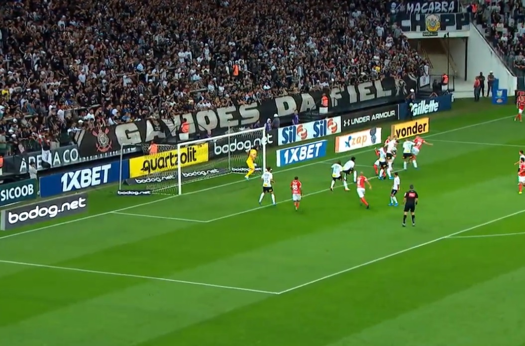 O resultado leva os dois times para 50 pontos (Foto: Reprodução/ SporTV/ Premiere)