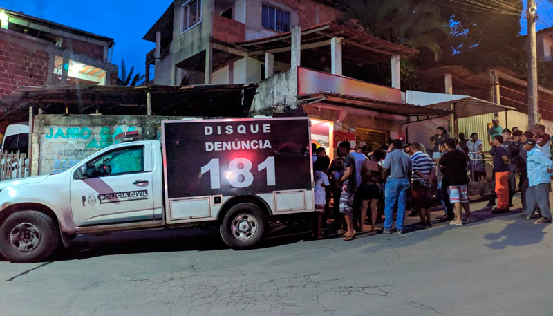 Crime foi cometido em uma distribuidora de bebidas (Foto: Júlia Afonso / AT)