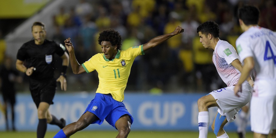 Talles Magno durante partida entre Brasil e Chile (Foto: Alexandre Loureiro/ CBF)