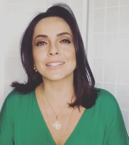 Jornalista sofre de Síndrome do Esgotamento Profissional (Foto: Reprodução/ Instagram @izabellacamargoreal)