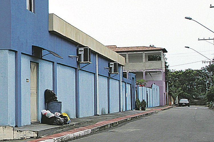 Local onde ocorreu a briga generalizada, no bairro Camará, na Serra (Foto: Dayana Souza/AT)