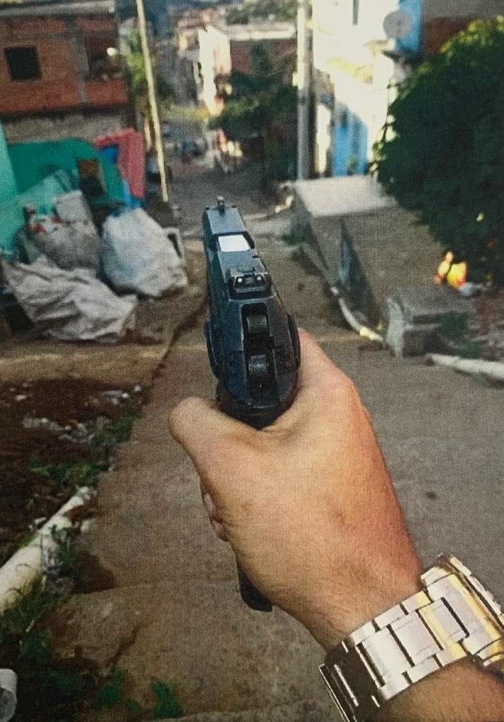 Arma usada no crime (Foto: Divulgação/ PCES)