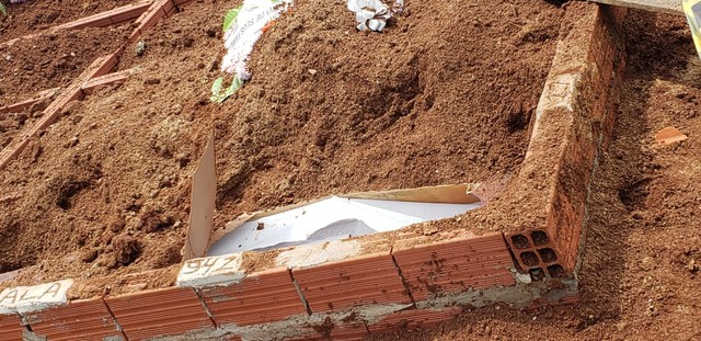 Túmulo violado em Gravataí, cidade localizada no Rio Grande do Sul. (Foto: Divulgação/Polícia Civil)