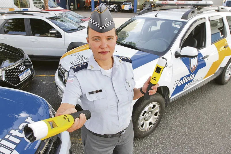 Imagem ilustrativa da imagem Operação Verão: Bafômetro que flagra álcool a distância vai ser usado todos os dias