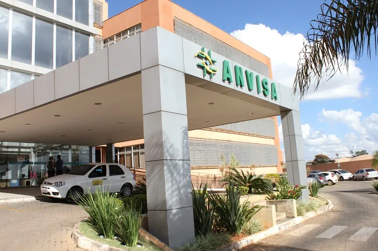 Imagem ilustrativa da imagem Anvisa aprova regra que permite importação e venda de respiradores usados