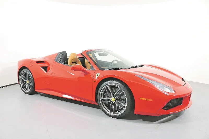 Imagem ilustrativa da imagem Dono de Ferrari vai pagar R$ 55 mil de IPVA
