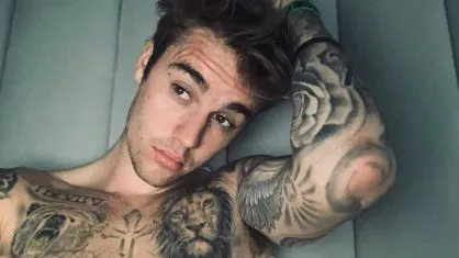 Imagem ilustrativa da imagem Justin Bieber anuncia nova fase com trailer, single, álbum, turnê e documentário