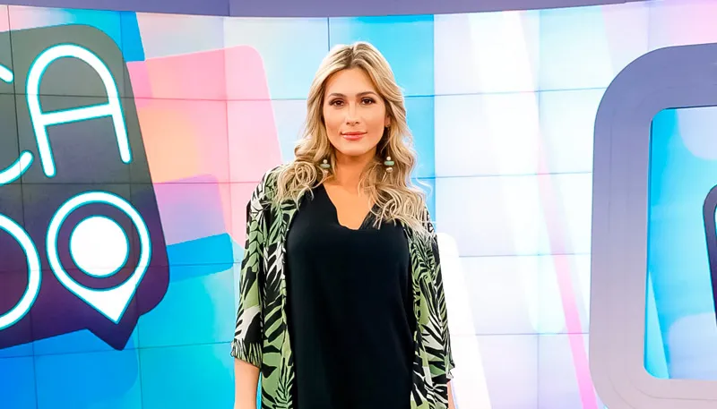 Imagem ilustrativa da imagem "Não é justo receber sem trabalhar", diz Lívia Andrade após demissão do SBT