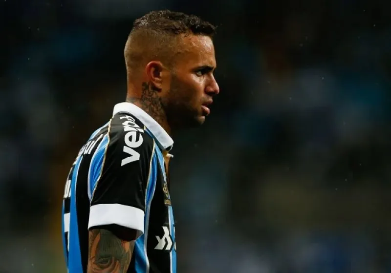 Imagem ilustrativa da imagem Luan abre mão de salário milionário para jogar no Corinthians