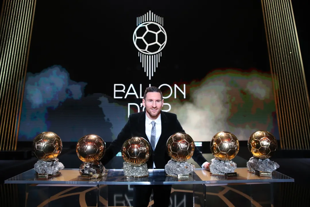 Imagem ilustrativa da imagem Messi vence bola de ouro e Alisson, prêmio de melhor goleiro do mundo
