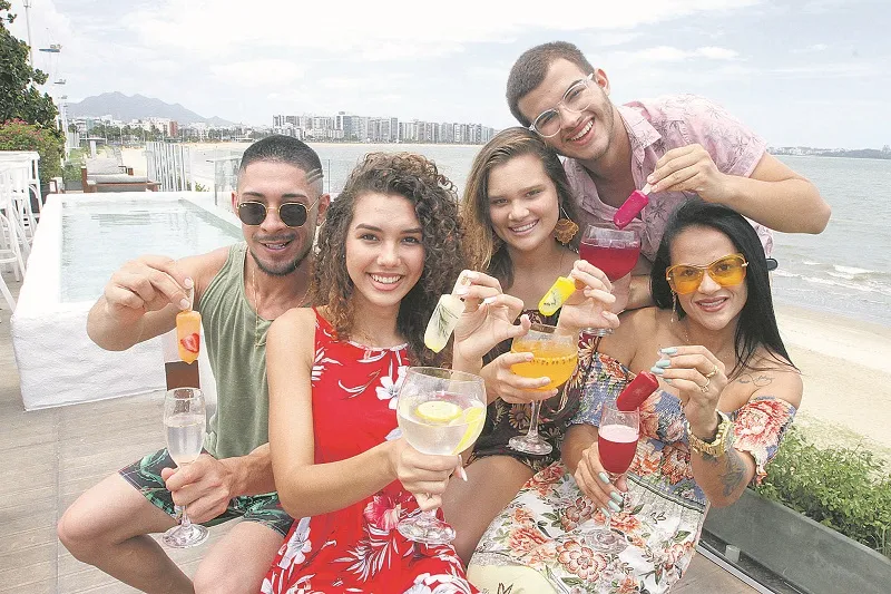 Imagem ilustrativa da imagem Verão chega com novidades em 35 praias do Estado