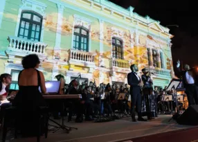 Imagem ilustrativa da imagem Concerto Natal Iluminado é atração deste sábado