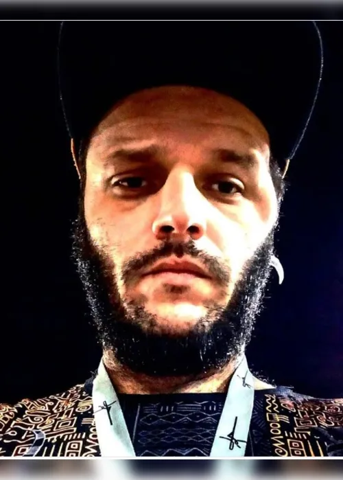 
          Imagem ilustrativa da imagem Vídeo mostra momento de acidente fatal em Vitória
          