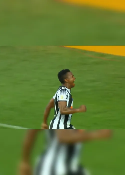 Imagem ilustrativa da imagem Inter e Atlético-MG encerram ano à espera de reformulação