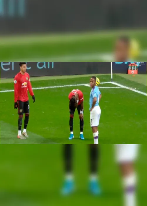 Imagem ilustrativa da imagem Brasileiro é alvo de ofensas racistas em clássico de Manchester