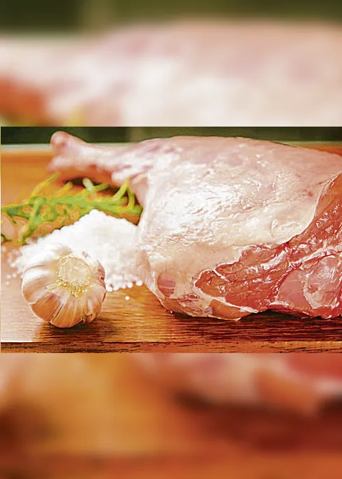 Imagem ilustrativa da imagem Carnes de frango e porco ficam mais caras no Estado