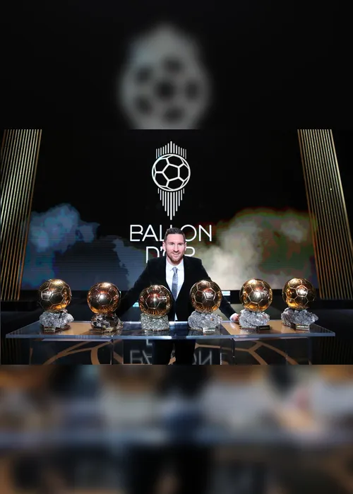 Imagem ilustrativa da imagem Messi vê fim mais perto, mas quer "vários anos" de carreira após 6ª Bola de Ouro