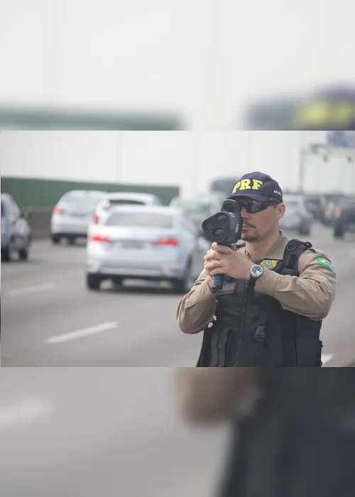 Imagem ilustrativa da imagem Polícia Rodoviária quer abrir seleção com salário de R$ 10.357