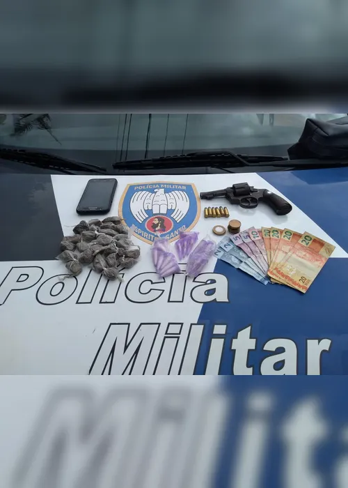 Imagem ilustrativa da imagem Suspeito de tráfico é preso em casa de praia